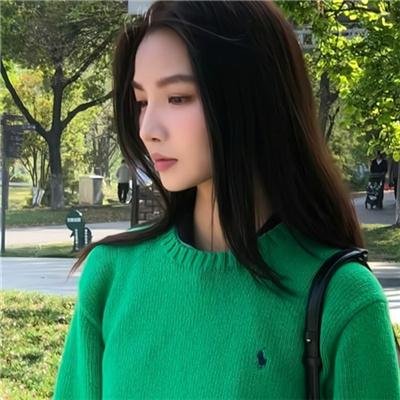 沼泽的蓝天